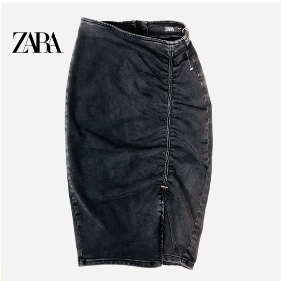 Zara Dresses & Skirts - ZARA Raina Stretch Pencil Ruched Black Skirt NWT